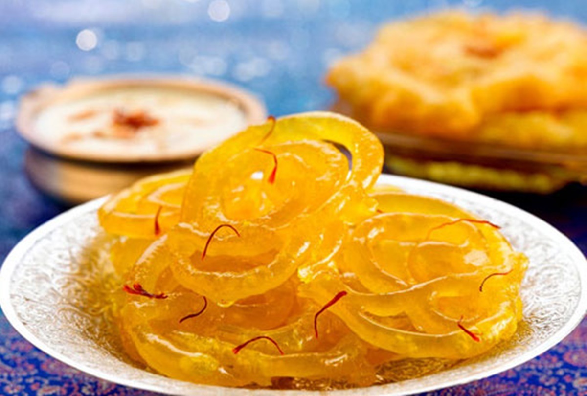 Top 5 Desserts That Kolkata Foodies Must Try in Delhi
